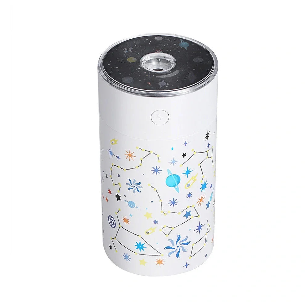 Round plastic star projector humidifier with water tank and USB cable, 67x67x125mm dimensions