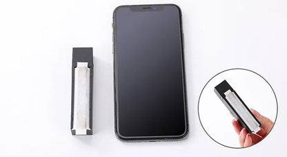 Black case containing 40 disposable screen cleaning sheets for mobile phones and tablets