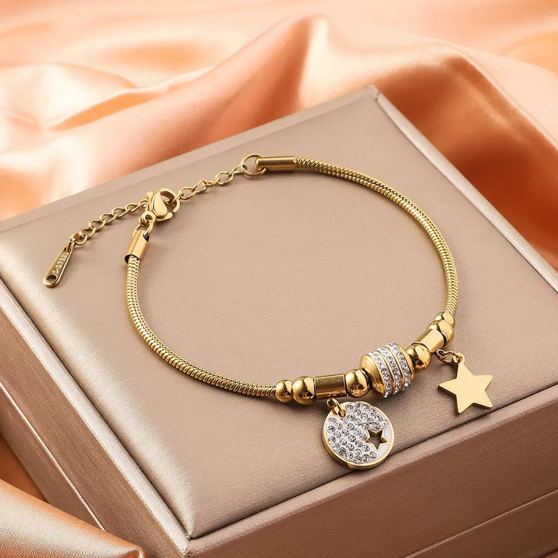 Titanium Steel Inlaid Shell Bracelet with Advanced Electroplating Non-fading Design for Unisex Fashion, Available in Seven Distinct Patterns including Five-Pointed Star, Devil's Eye, and Double Round