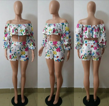 Women's multicolour digital print two-piece set with pile sleeves on short top and matching shorts