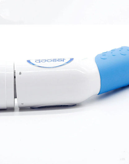 Powerful electric cleaning brush with soft rubber and plastic construction, designed for cleaning tiles, sinks, and other household surfaces