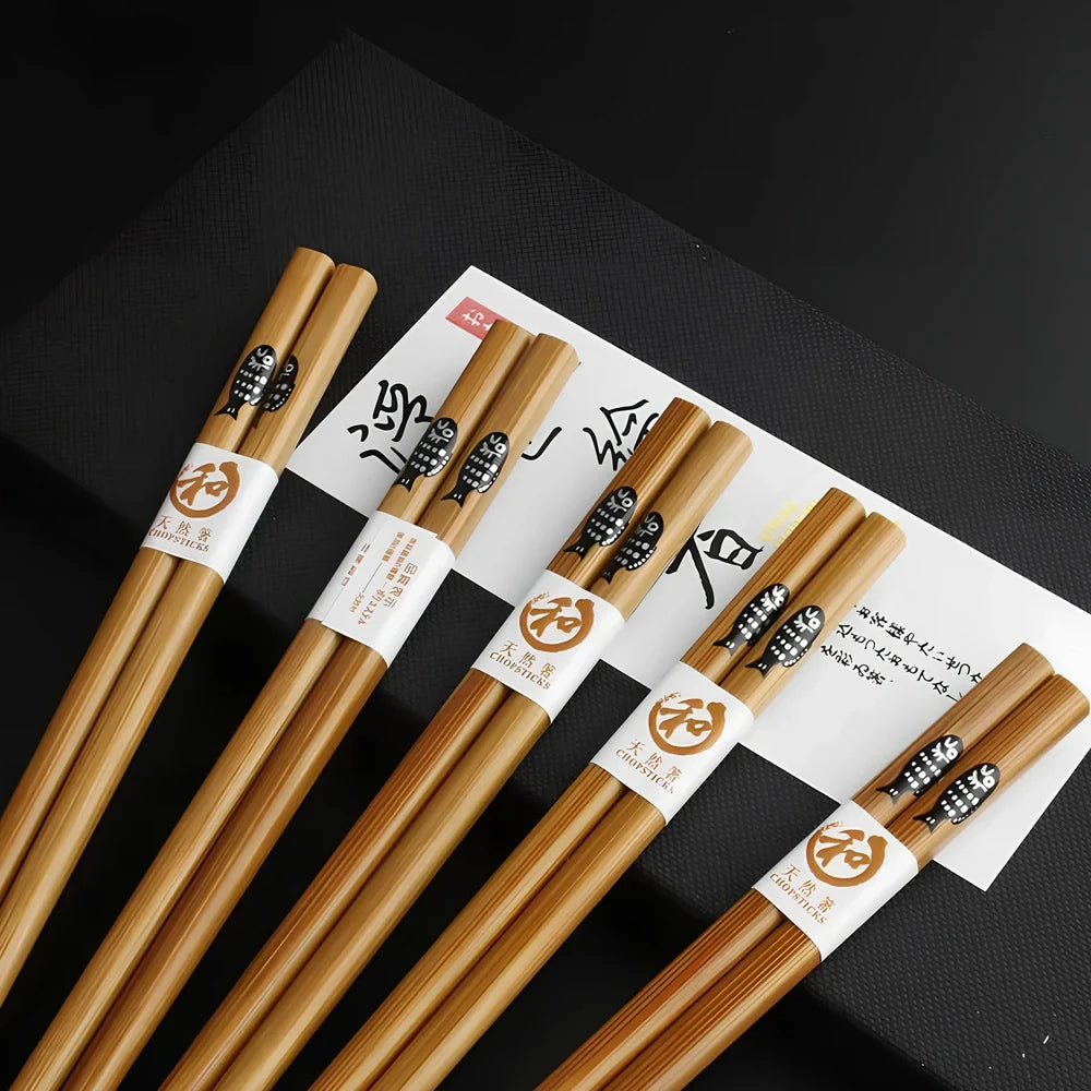 22cm bamboo chopsticks with water polished finish and natural grain pattern