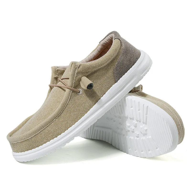 Men's green canvas sneakers with rubber sole and colour mosaic detail on round toe design