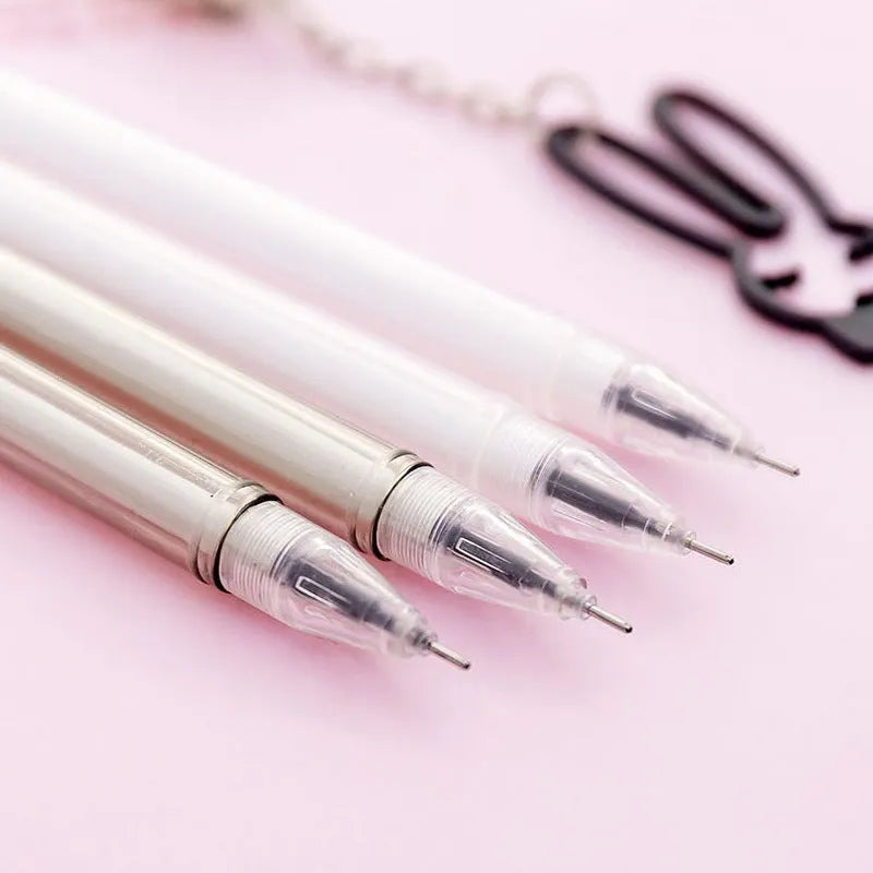 Paper crane rabbit pendant gel pen with 0.38mm fine tip for office stationery, 17cm plastic barrel design featuring decorative rabbit and crane charms in black or white colour options