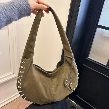 Women's soft plush underarm tote handbag in retro style without shoulder straps