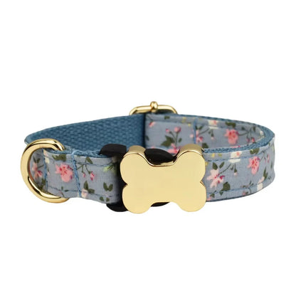 Nylon dog collar with bone buckle and printed grid pattern in adjustable sizes