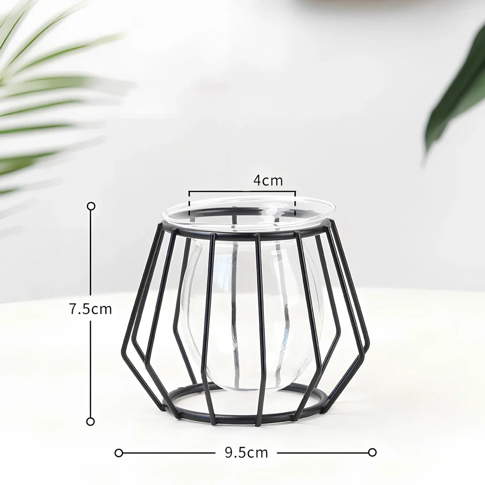 Geometric glass desktop decoration with iron frame in black and gold colours