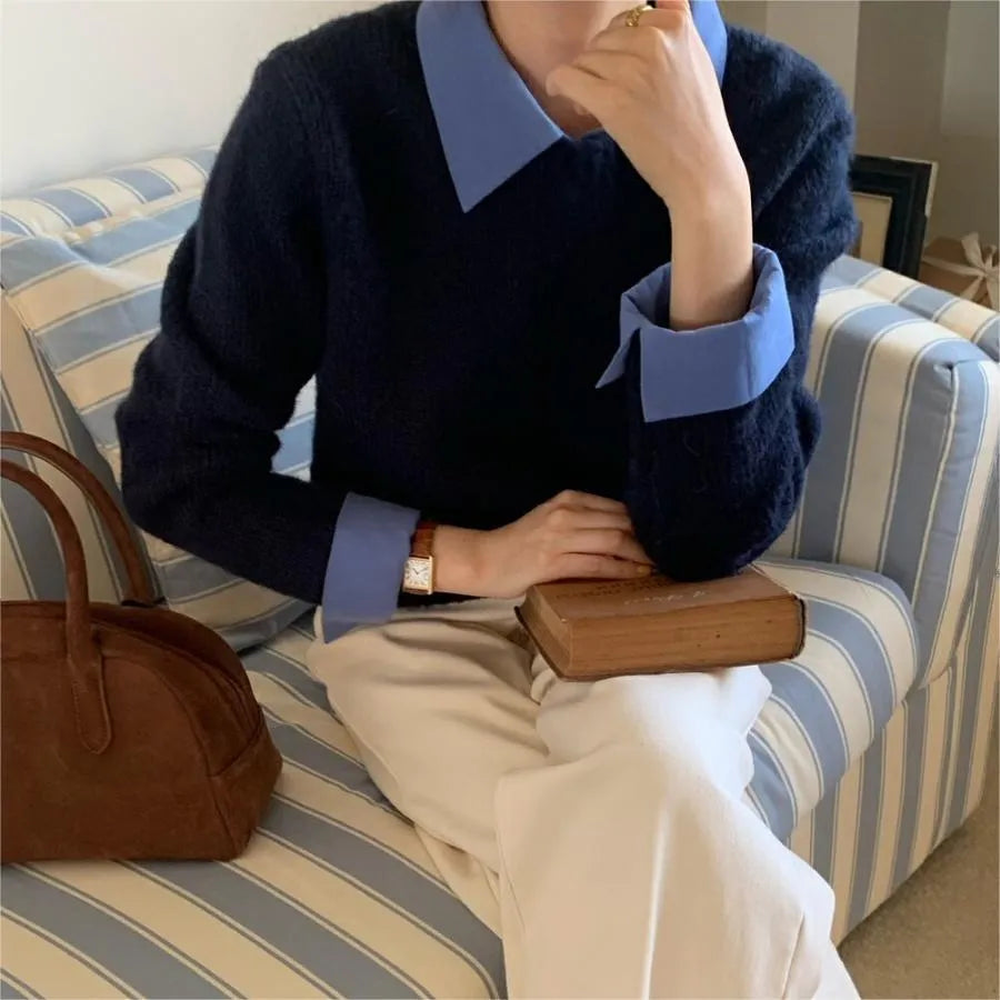 Women's loose knit top with contrast colour lapels in polyester fabric, available in seven colours