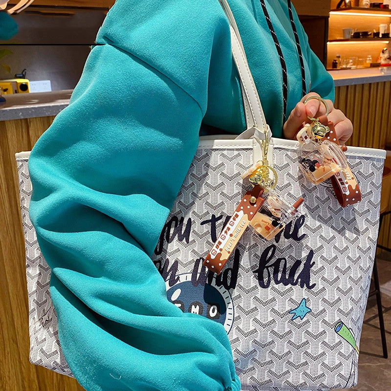 Women's trendy schoolbag pendant keychain with oil-infused pearl milk tea bear designs