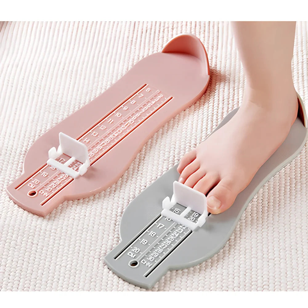 Blue children's foot measuring ruler with 0-20cm scale on ABS plastic 22.7x9x2.5cm