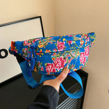 Women's floral western-style waist bag in nylon with three-dimensional pockets