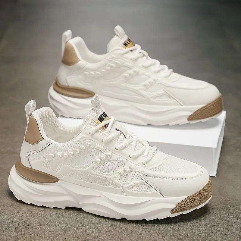 Men's solid colour breathable mesh casual shoes with round toe in white or black.
