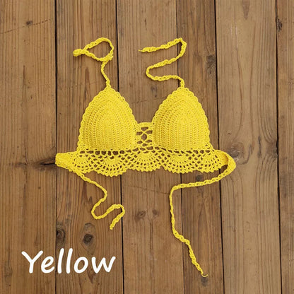 Boho crochet bra in various colors with backless design and chest pad