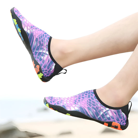 Beach wading shoes in blue with Lycra elastic fabric upper and EVA midsole, sizes 35-46
