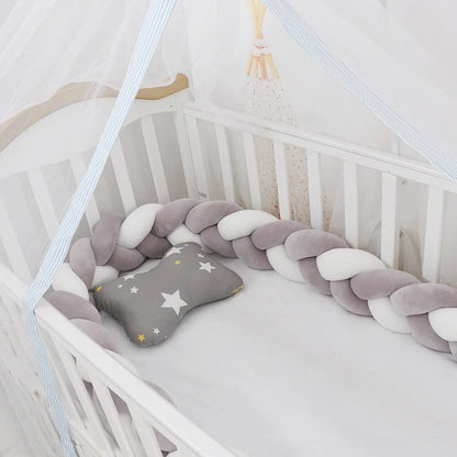 Adaptable baby crib bumper in spandex crystal velvet for safety and style