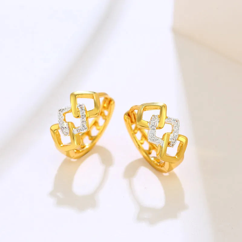 Women's Geometric Hollow-Out Alloy Earrings: Lightweight 5g Electroplated Studs with a Simple Style for Day-to-Night Wear