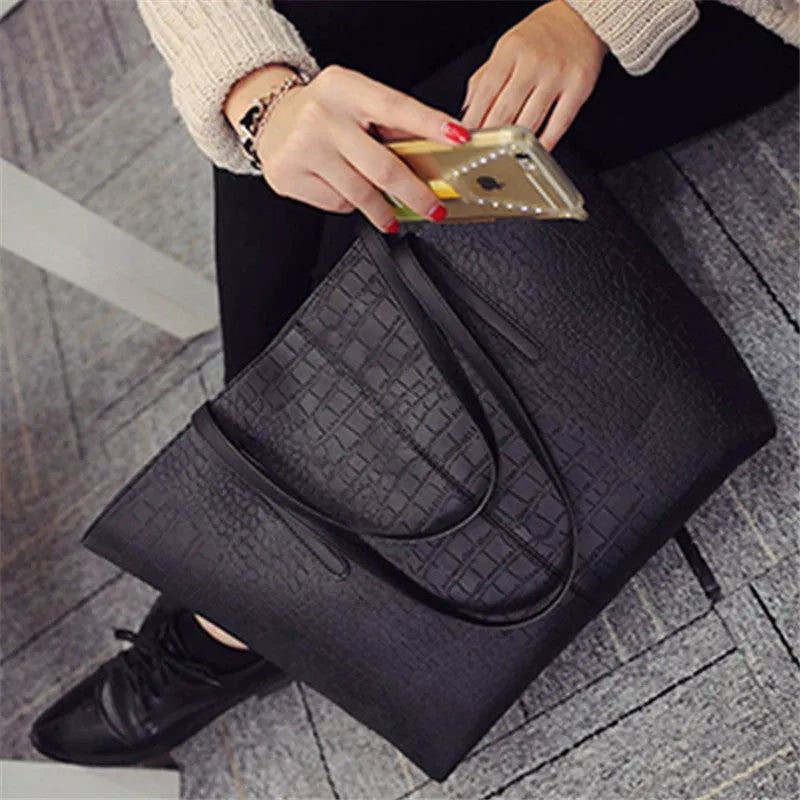 New simple fashion shoulder handbag in black and grey for spring summer.