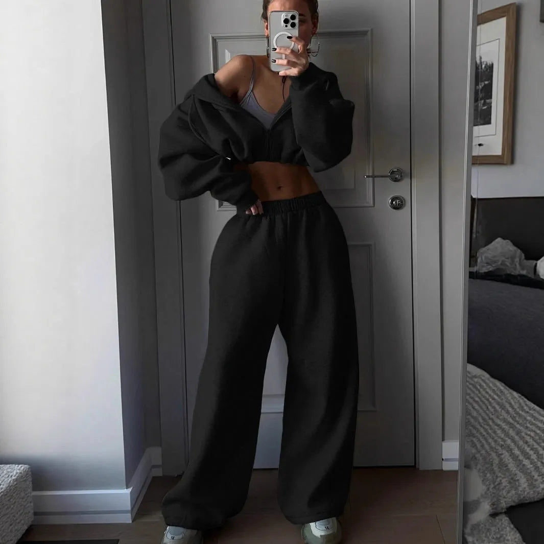Long sleeve polyester sports sweater two-piece set showing coat and trousers in multiple colour options