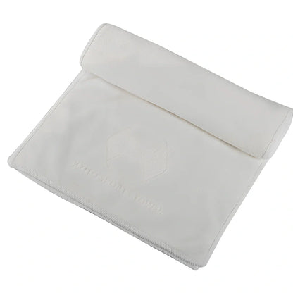 Blue sports sweat absorbent towel with 100x30cm dimensions and polyester-nylon fabric for athletic use