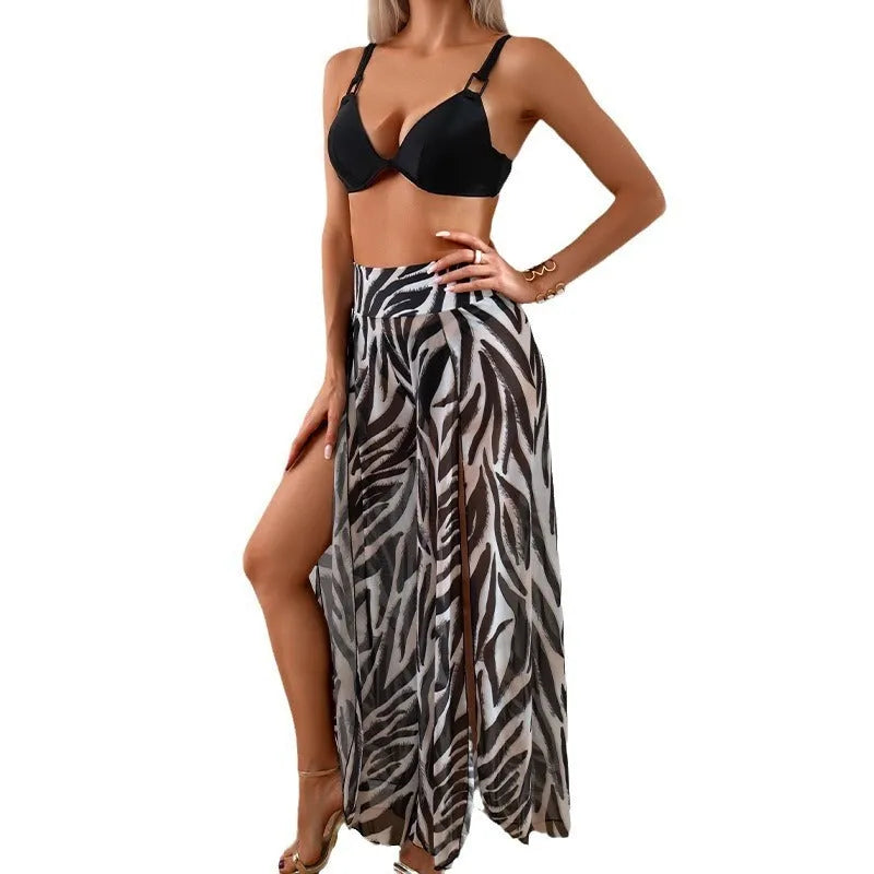 Women's three-piece bikini set in quick-dry polyester with animal print pattern