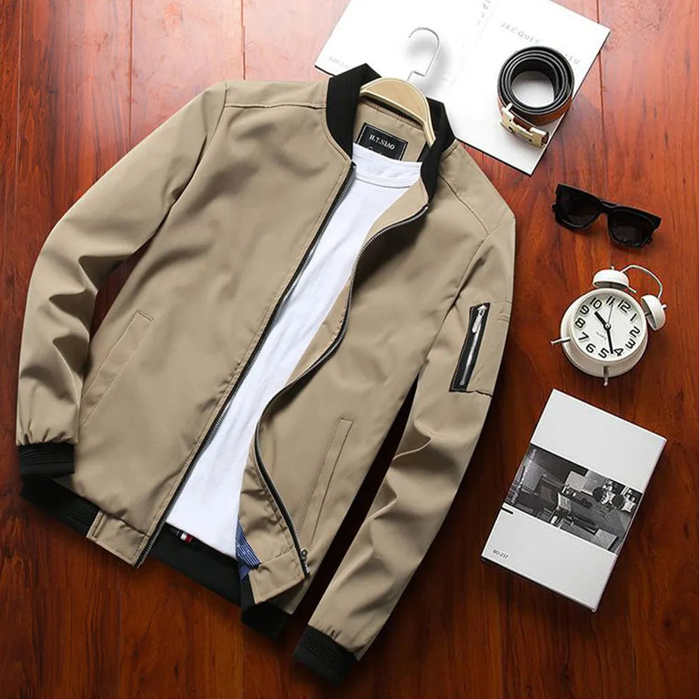 Men's slim-fit casual baseball jacket in solid colour with zip front and side pockets
