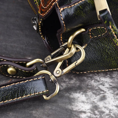 Genuine leather women's shoulder bag in vertical square shape with multiple interior pockets
