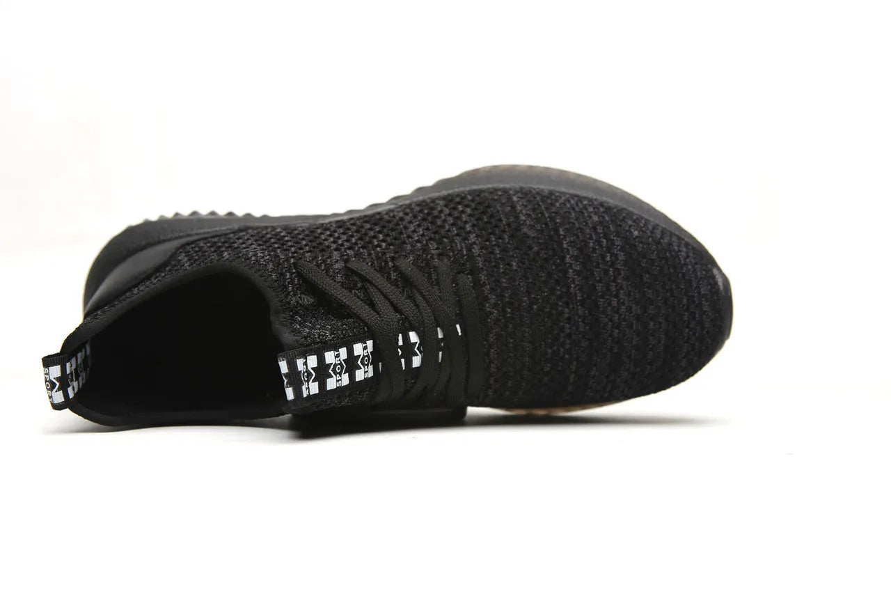 Steel toe cap safety shoes in black with EVA sole for shock absorption and anti-static features