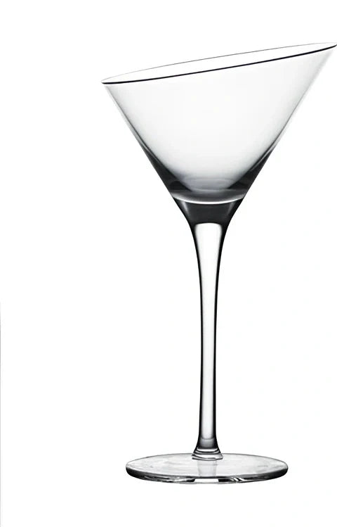 Creative transparent lead-free glass cup with seamless flat base for cocktails, 210ml capacity