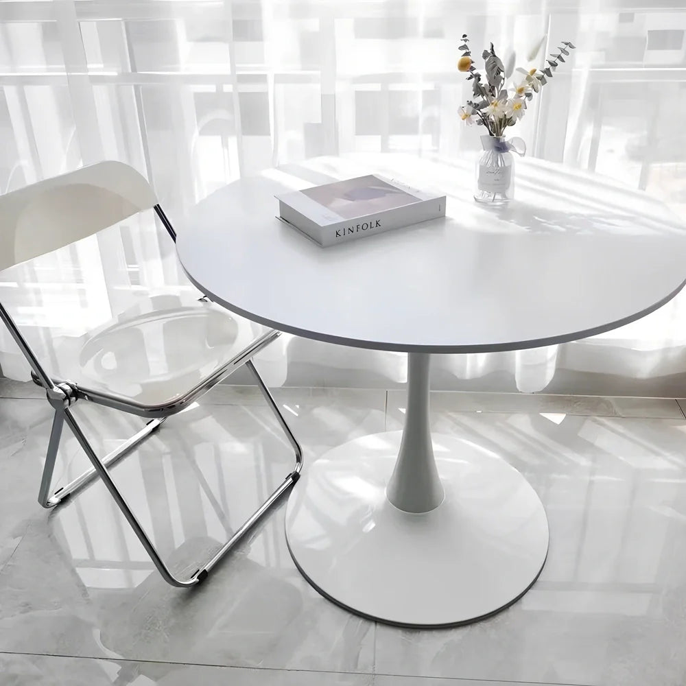 Scandinavian style coffee table with folding chairs in white finish, 60cm diameter