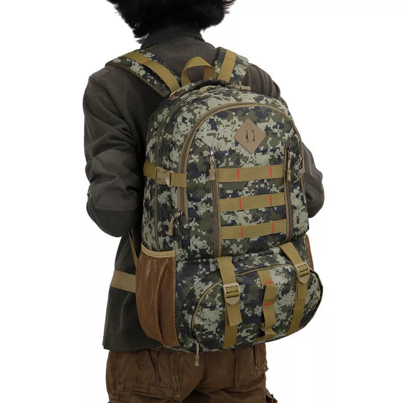 50L camouflage outdoor mountaineering backpack with waterproof Oxford cloth