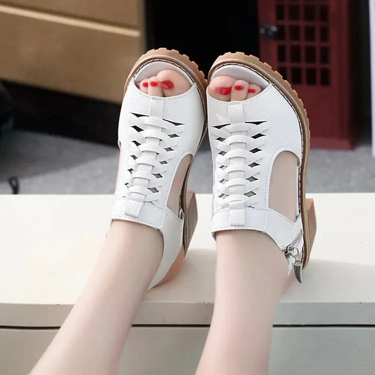 Women's retro sandals with side zipper in black, 3-5cm heel, sizes 35-43