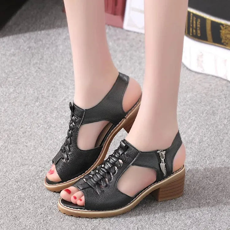 Women's retro sandals with side zipper in black, 3-5cm heel, sizes 35-43