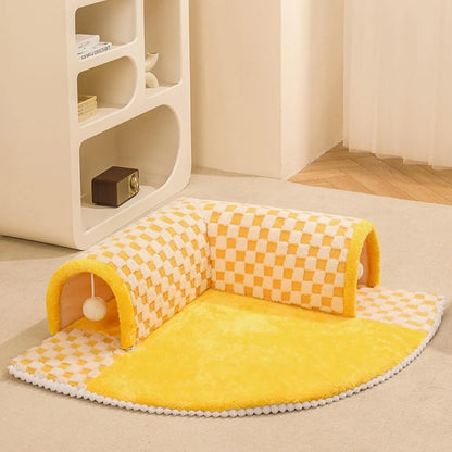 Fan-shaped plush pet bed with integrated tunnel in yellow colour, showing 80cm diameter and anti-slip bottom