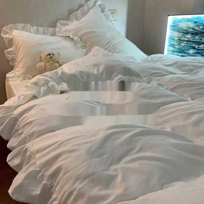 Mori style solid colour linen bedding set with quilt cover, fitted sheet, and pillowcases in creamy green