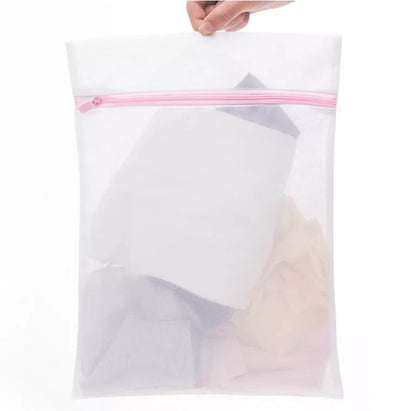 White nylon mesh laundry bag set for delicate garments protection