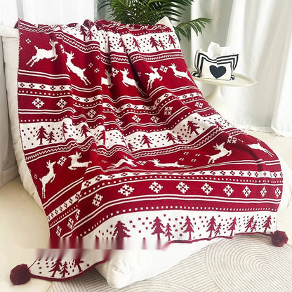 Personalised Christmas blanket with acrylic fabric showing snowflake pattern, measuring 110x130cm