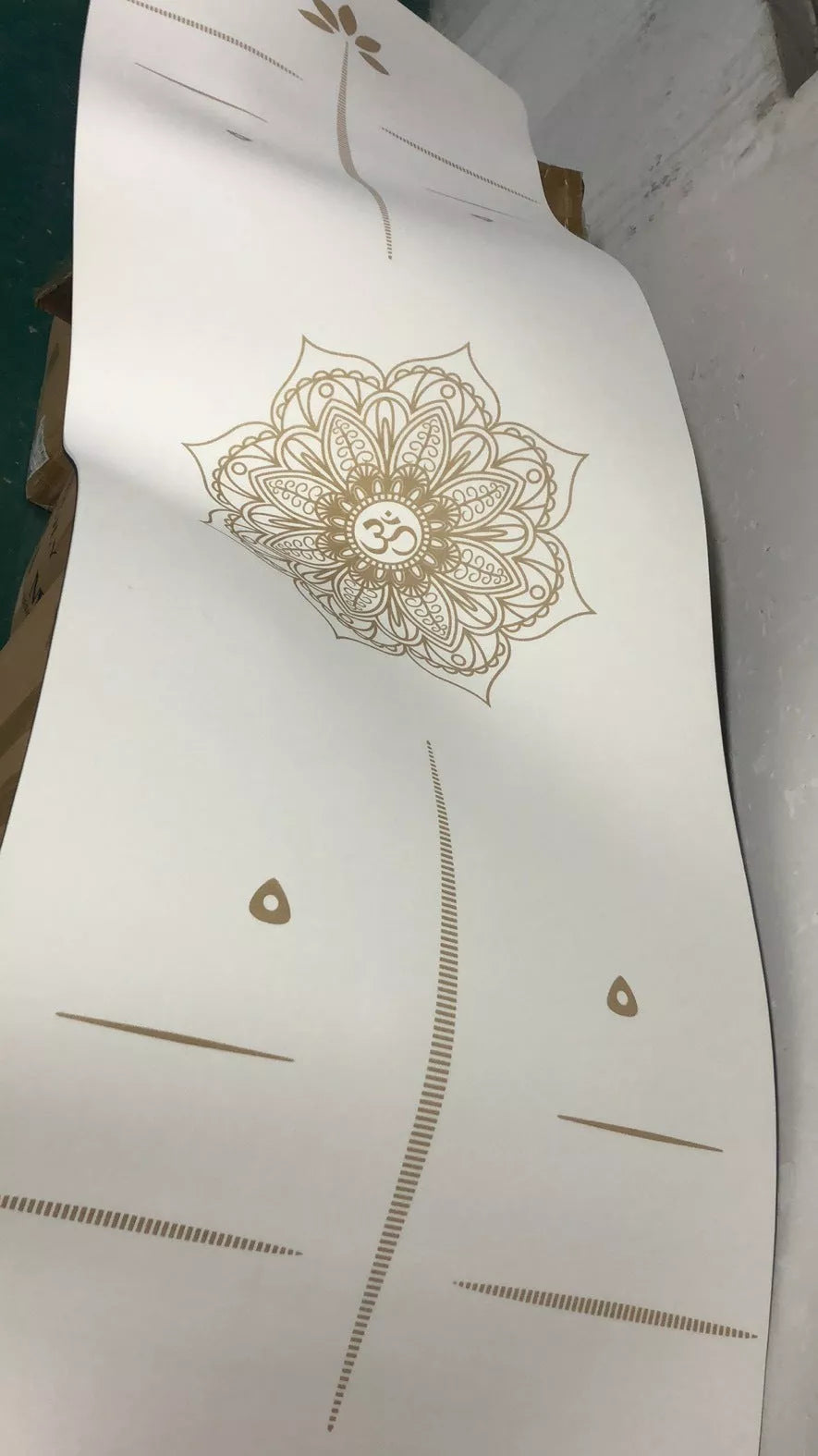 6mm thick yoga mat in black, red, or white for optimal support and comfort during yoga practice