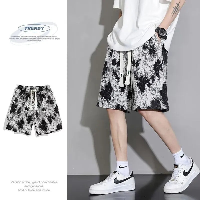 Men's fifth pants shorts in Bear colour design, showing above-knee length and casual fit.