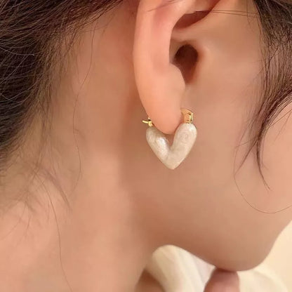 Heart-shaped love earrings for women in white, pink, and blue - fashionable alloy jewelry