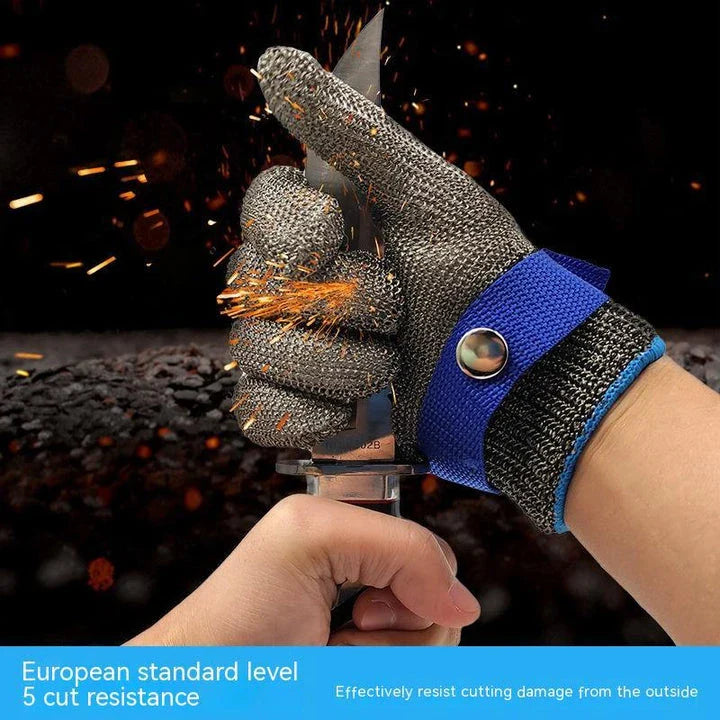 Cut-proof gloves made with 316 stainless steel wire for maximum protection against sharp objects and tools