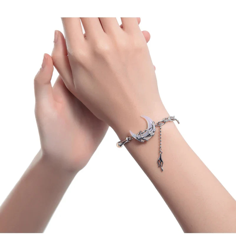 Adjustable sweet style commuter bracelet with celestial-inspired design in alloy, silver, and gold plating