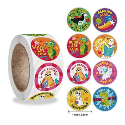 Cute animal-themed reward stickers in 8 designs, 500 pieces per roll for kids and classrooms