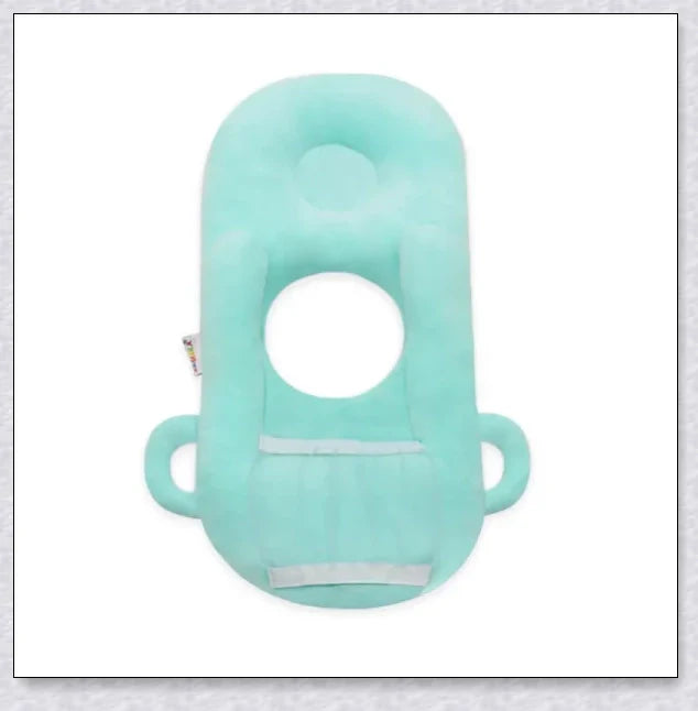 A soft, supportive pillow designed for hands-free baby feeding, featuring a secure bottle holder and premium, BPA-free materials.