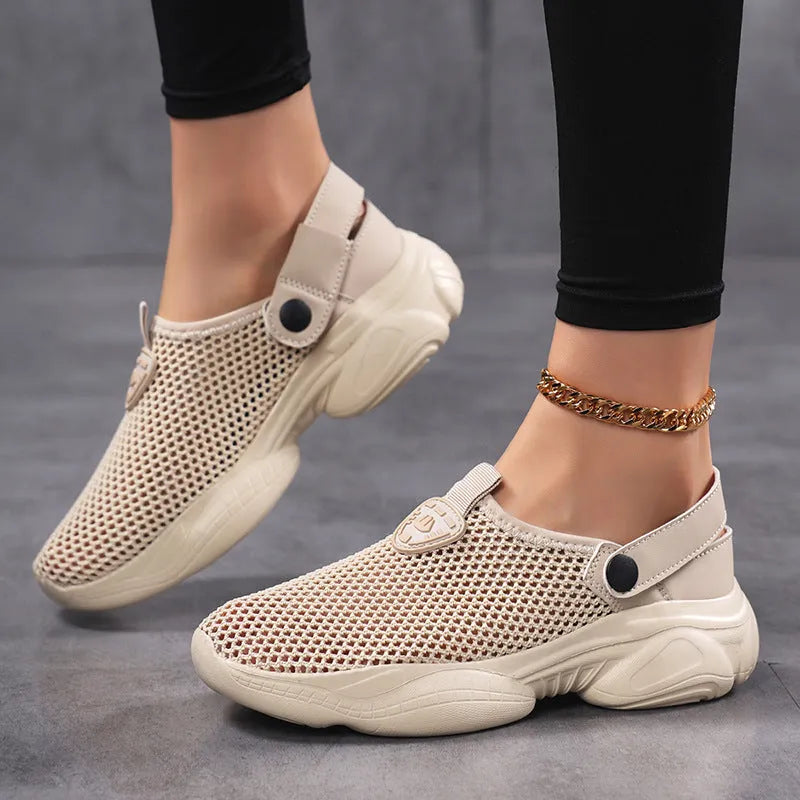 Women's lightweight Flyknit sports sandals in beige colour with round toe design