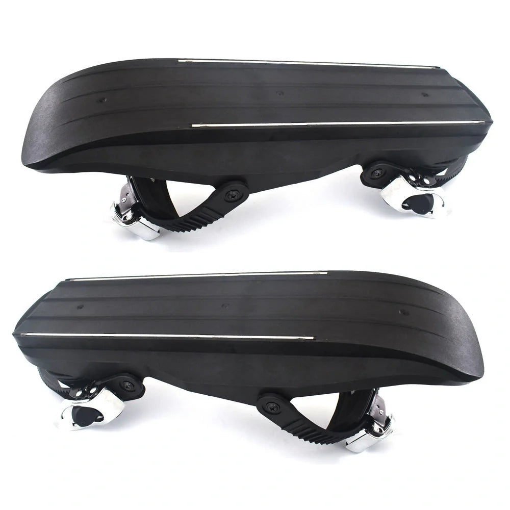 Mini short ski skates for snowboarding in black, featuring adjustable fixers and a 10 cm turning radius.
