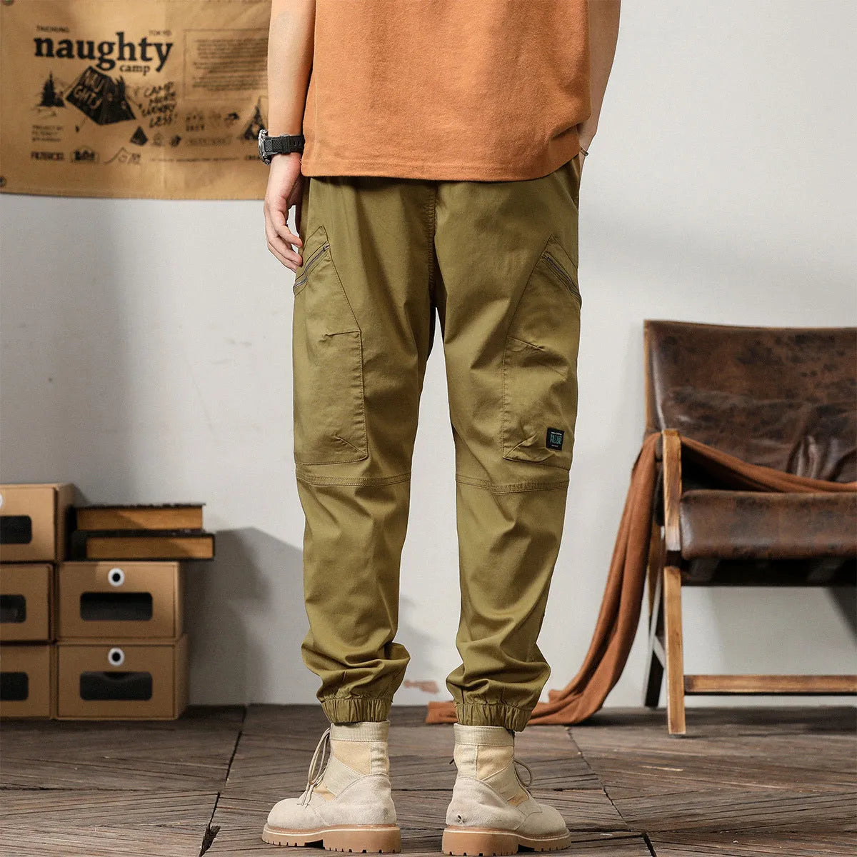 Men's tapered ankle harem trousers in cotton fabric with mid-waist fit
