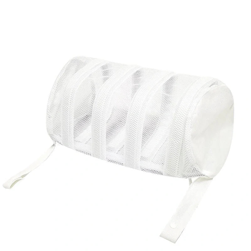 Thick mesh shoe bag with hanging loops, size 18x40cm, made of durable polyester
