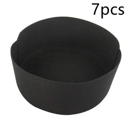 Round fabric grow bags for plants with water-retaining felt material in black and green