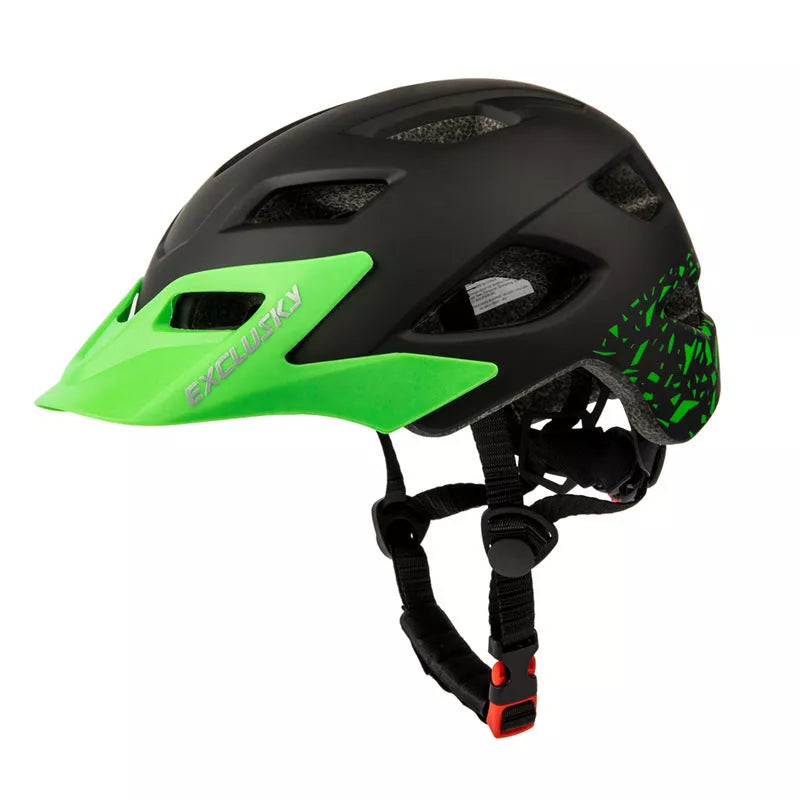 Children's bicycle and skateboard helmet in multiple colors, adjustable for a secure fit