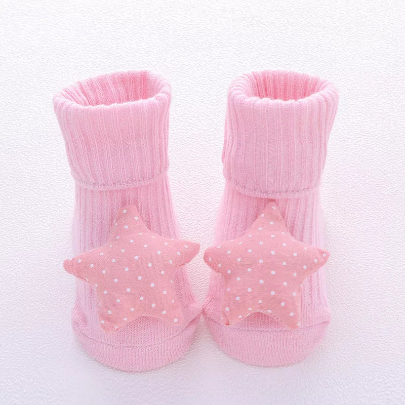 Breathable cotton baby socks in various colors and patterns for 0-3 months